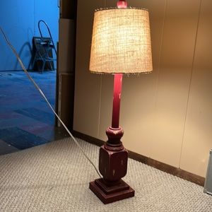 Farmhouse chic table lamp!